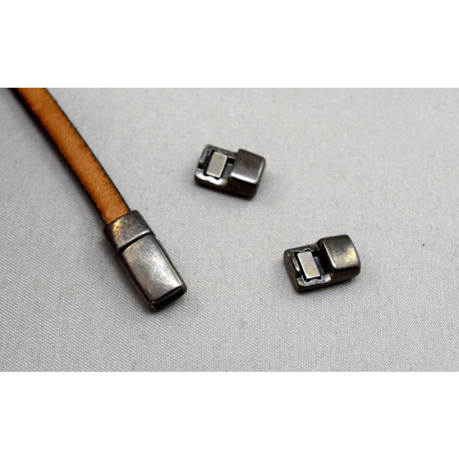 Μαγνητικό κούμπωμα(16 x 8 mm) σετ για πλακέ κορδονι  5mm gun metal τιμη ανα κούμπωμα