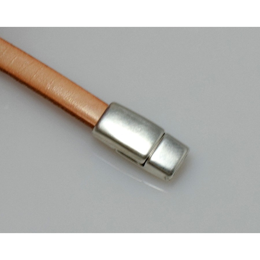 Μαγνητικό κούμπωμα(16 x 8 mm) σετ για πλακέ κορδονι  5mm επάργυρο     τιμη ανα κούμπωμα