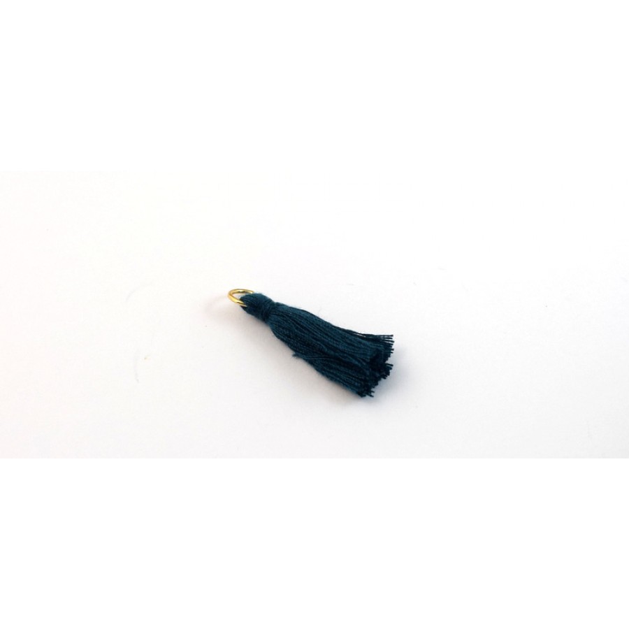 Bαμβακερή μικρή φουντίτσα 25-30mm με επίχρυσο κρικάκι σε πετρόλ χρωμα τιμη ανα τεμάχιο