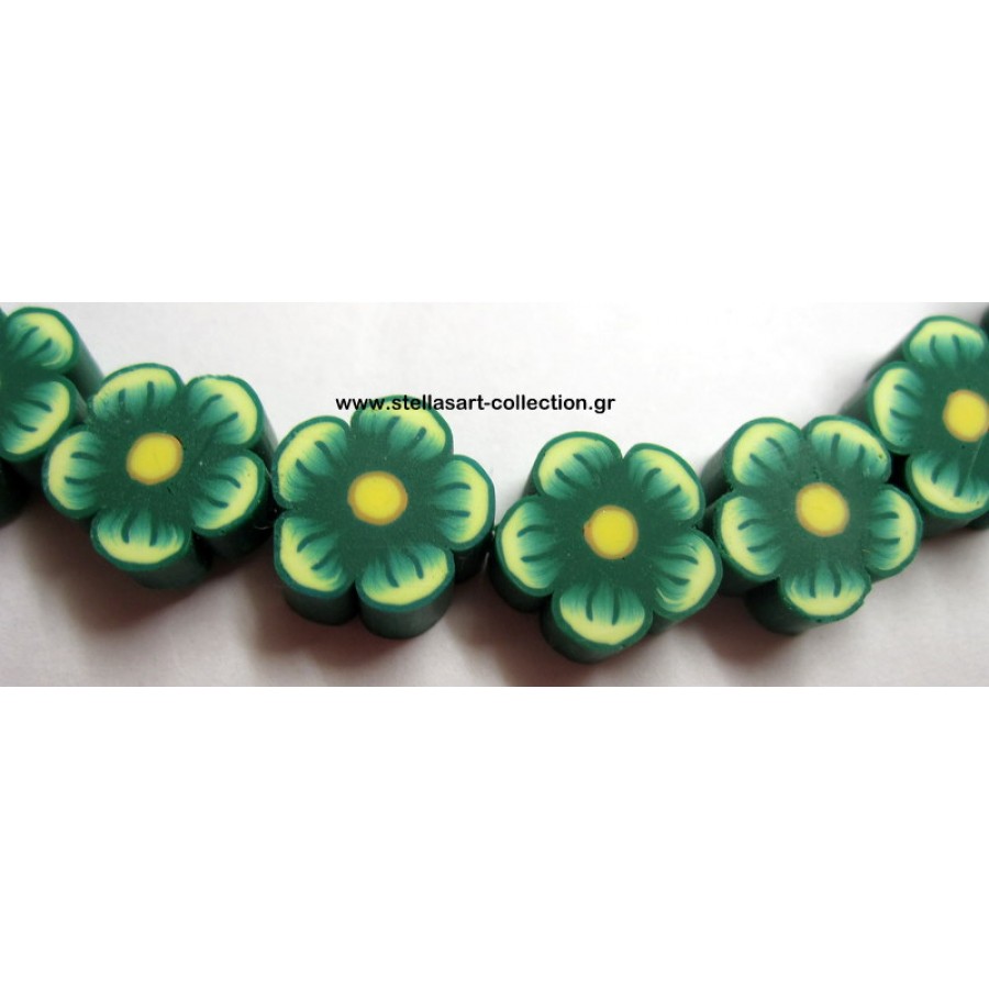 Fimo  μικρά πλακέ πράσινα  λουλουδάκια με διαμπερή τρύπα 10mm. Η τιμή είναι ανά τεμάχιο