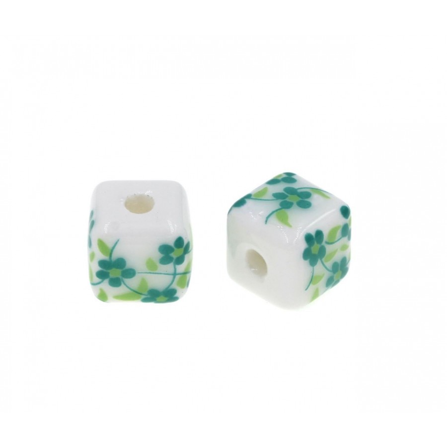 Κεραμικός κύβος 10mm λευκός με πράσινα λουλούδια, κατάλληλος για την κατασκευή κοσμημάτων-ανά τεμάχιο
