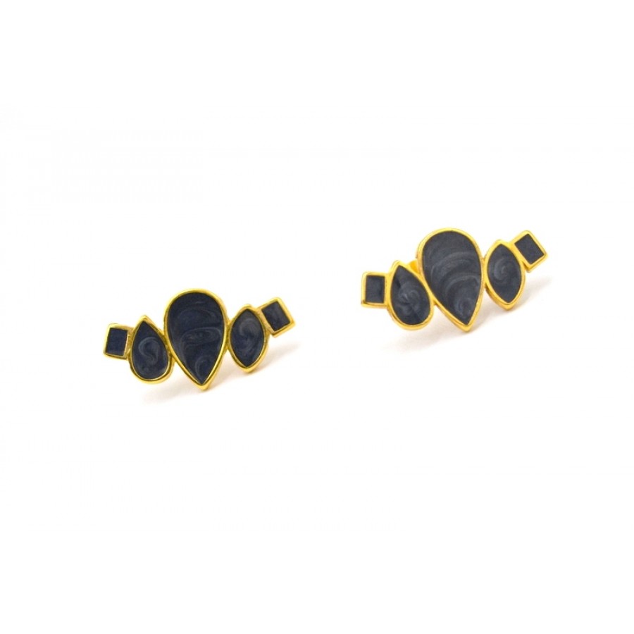 Έτοιμα σκουλαρίκια με σχήματα σε επίχρυσο (24Κ) με μαύρο περλέ σμάλτο-τιμή ανά ζευγάρι