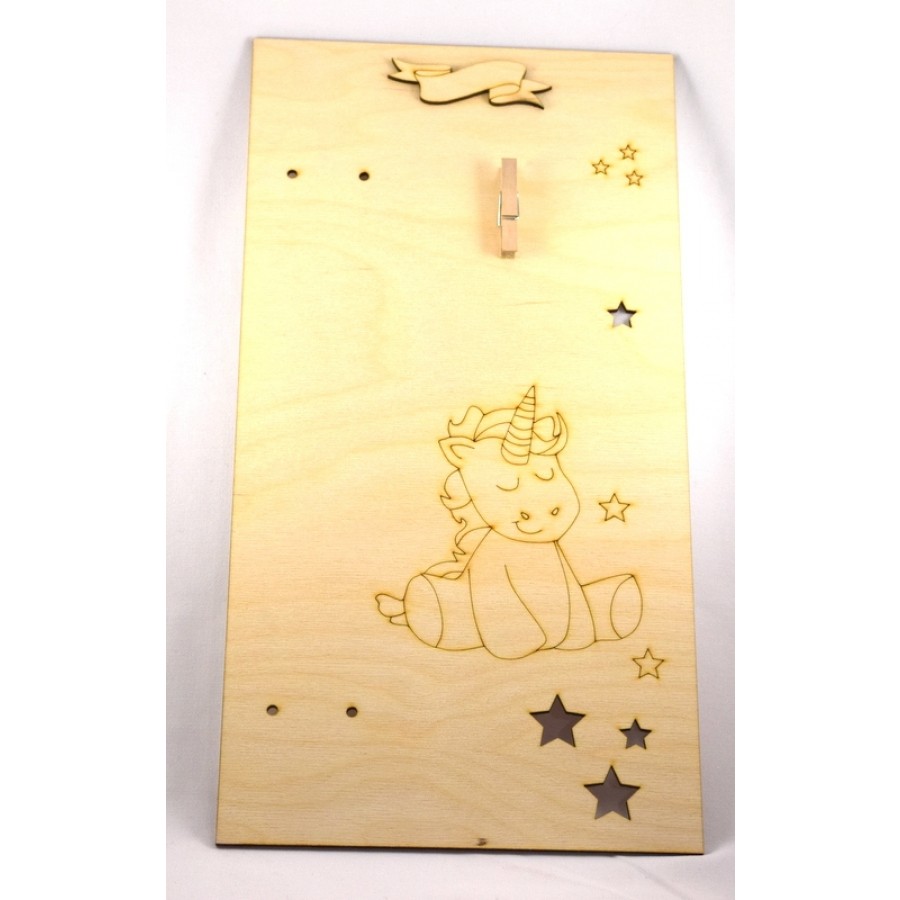 Ξύλινη βάση για λαμπάδα 19*37cm μονόκερος-τιμή ανα τεμάχιο