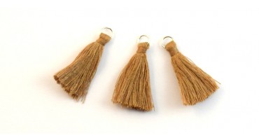 Μικρή φουντίτσα με ασημί κρικάκι καφέ ανα τεμάχιο