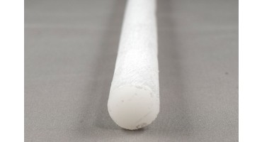 Χειροποίητη λαμπάδα ξυστή στρογγυλή φ1,7cm και ύψος 29cm με απαλό άρωμα σε άσπρο χρώμα  τιμή ανα τεμάχιο