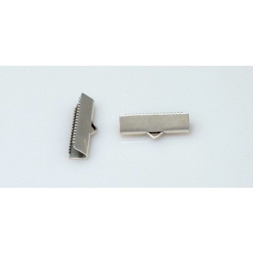 Oρειχάλκινο σφιχτηράκι  ΠΛΑΚΕ 20 x 7.1 mm καταλληλο για κορδόνι φάρδους 20mm ασημί αντικέ     τιμή ανα τεμάχιο