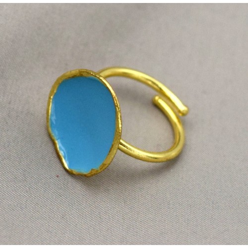 Χειροποίητο δαχτυλίδι στρογγυλό πομπέ από ορείχαλκο επιχρυσωμένο με γαλάζιο σκούρο σμάλτο 