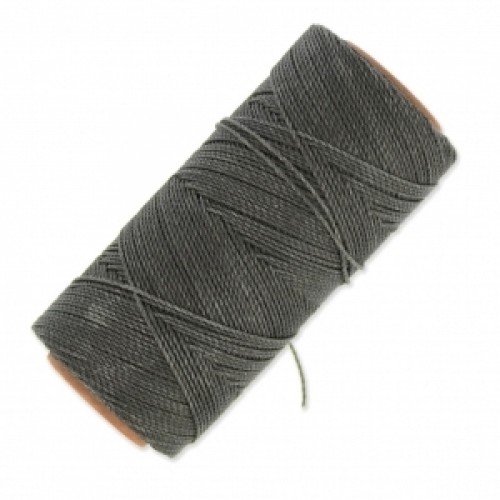 Κερωμένο κορδόνι Linhasita 1mm με ελαφρύ κέρωμα σε σκούρο γκρι χρώμα, ιδανικό για να φτιάξεις χειροποίητα κοσμήματα μακραμέ-ανά καρούλι 180m